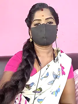 Snapshot of tamilammukuttyy chatting on 8, 4, 2026 tamilammukuttyy online show from 8, 4, 2026