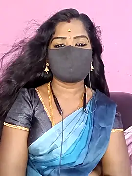 Snapshot of tamilammukuttyy chatting on 9, 4, 2026 tamilammukuttyy online show from 9, 4, 2026