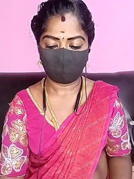 Snapshot of tamilammukuttyy chatting on 15, 4, 2026 tamilammukuttyy online show from 15, 4, 2026