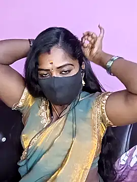 Snapshot of tamilammukuttyy chatting on 16, 4, 2026 tamilammukuttyy online show from 16, 4, 2026