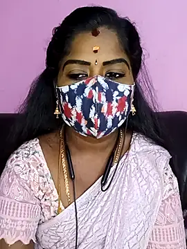 Snapshot of tamilammukuttyy chatting on 17, 4, 2026 tamilammukuttyy online show from 17, 4, 2026