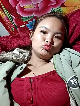 xinhxinhcute online show from 3, 12, 2025