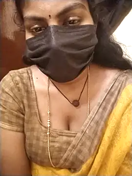 Snapshot of Nithiila chatting on 4, 3, 2026 Nithiila online show from 4, 3, 2026