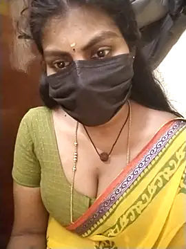 Snapshot of Nithiila chatting on 5, 3, 2026 Nithiila online show from 5, 3, 2026