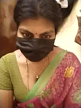 Snapshot of Nithiila chatting on 8, 4, 2026 Nithiila online show from 8, 4, 2026