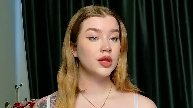 Snapshot of Rebecca_Lace chatting on 4, 10, 2025 Rebecca Lace online show from 4, 10, 2025