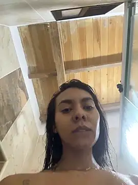 GiorgiaLuxee online show from 31, 10, 2025