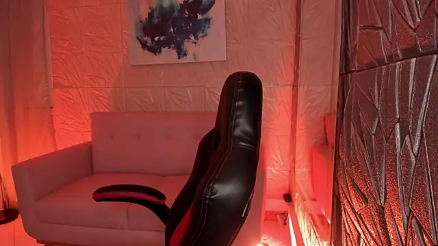 MAGIC TESSA online show from 20, 9, 2025