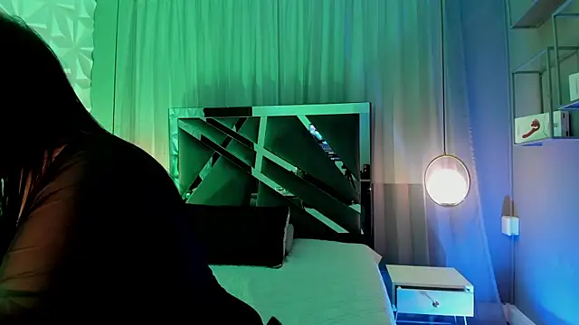 MAGIC TESSA online show from 4, 12, 2025