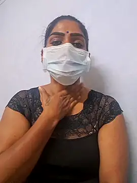 Snapshot of sherlin24 chatting on 26, 9, 2025 sherlin24 online show from 26, 9, 2025