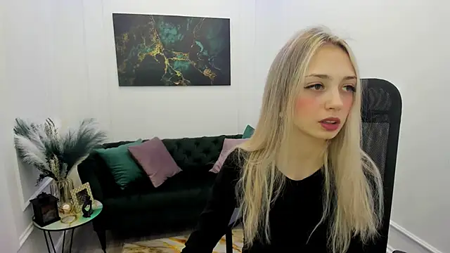 Snapshot of EmilyGraydis chatting on 24, 2, 2026 EmilyGraydis online show from 24, 2, 2026