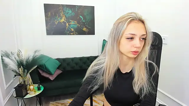 Snapshot of EmilyGraydis chatting on 28, 2, 2026 EmilyGraydis online show from 28, 2, 2026