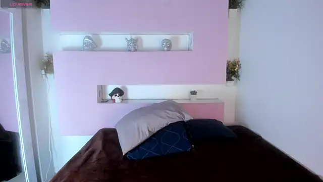 Snapshot of Zairaa_Fox chatting on 17, 9, 2025 Zairaa Fox online show from 17, 9, 2025