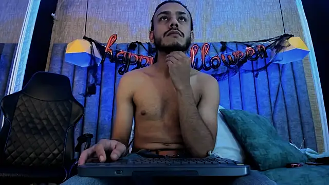 Boss Domiinator online show from 30, 10, 2025