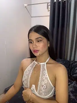 Snapshot of AngelHille chatting on 15, 12, 2025 AngelHille online show from 15, 12, 2025