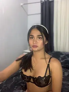 Snapshot of AngelHille chatting on 13, 3, 2026 AngelHille online show from 13, 3, 2026