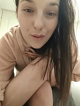 Snapshot of Sakura_2000 chatting on 8, 10, 2025 Sakura 2000 online show from 8, 10, 2025