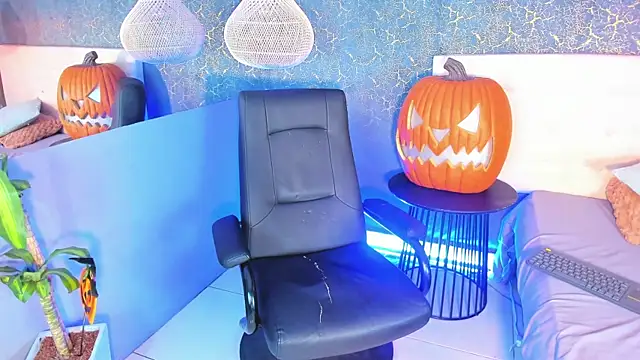 Snapshot of zorre_ chatting on 29, 10, 2025 zorre online show from 29, 10, 2025