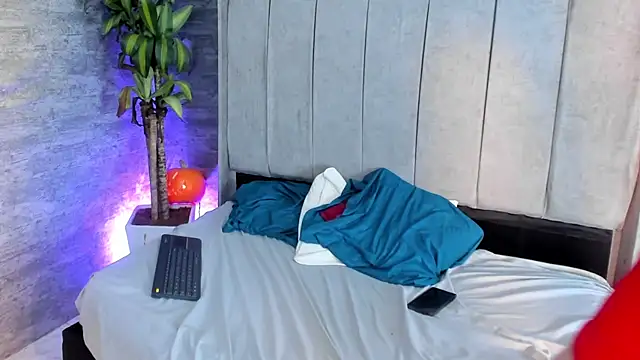 Snapshot of zorre_ chatting on 6, 11, 2025 zorre online show from 6, 11, 2025