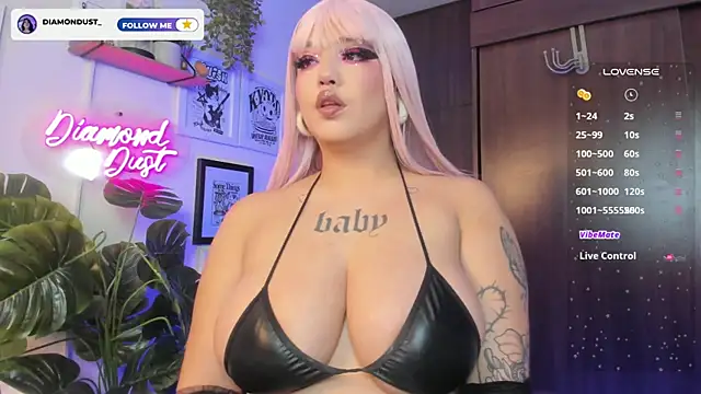 Snapshot of diamond_dustt chatting on 14, 11, 2025 diamond dustt online show from 14, 11, 2025