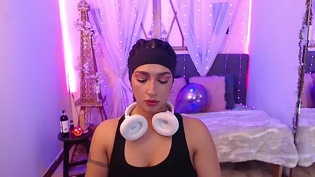 Cleofox  online show from 11, 10, 2025