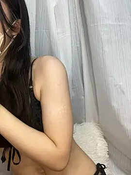 Snapshot of Yuki_chan_2 chatting on 13, 4, 2026 Yuki chan 2 online show from 13, 4, 2026