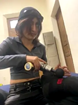 Clavelnegro online show from 16, 12, 2025