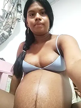 Snapshot of julietta1453 chatting on 8, 3, 2026 julietta1453 online show from 8, 3, 2026