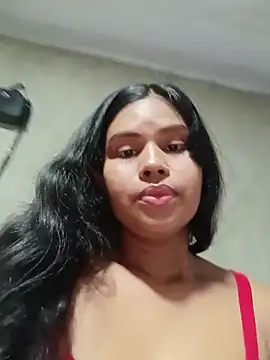 Snapshot of julietta1453 chatting on 5, 5, 2026 julietta1453 online show from 5, 5, 2026