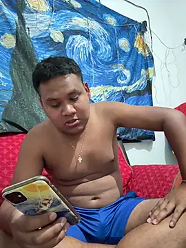 Snapshot of Danimiles chatting on 15, 4, 2026 Danimiles online show from 15, 4, 2026