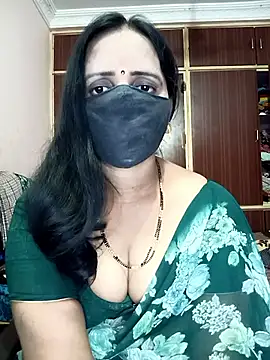 Snapshot of Mee_harini-telugupilla chatting on 10, 9, 2025 Mee harini-telugupilla online show from 10, 9, 2025