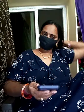 Snapshot of Mee_harini-telugupilla chatting on 9, 11, 2025 Mee harini-telugupilla online show from 9, 11, 2025