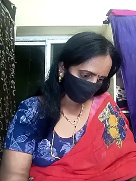 Snapshot of Mee_harini-telugupilla chatting on 28, 11, 2025 Mee harini-telugupilla online show from 28, 11, 2025