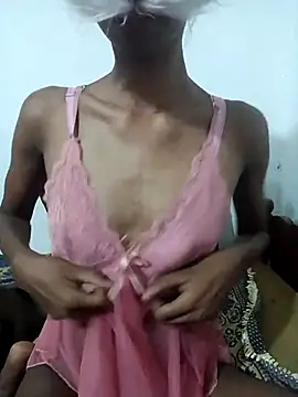 Snapshot of BunnyBloom25 chatting on 7, 10, 2025 BunnyBloom25 online show from 7, 10, 2025