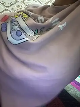 Aidakhan1212 online show from 5, 3, 2026