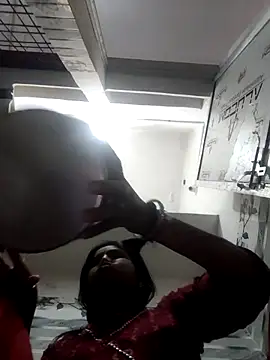 Snapshot of LUCKY_cut chatting on 22, 3, 2026 LUCKY cut online show from 22, 3, 2026