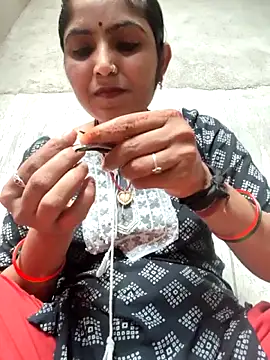 Snapshot of LUCKY_cut chatting on 29, 3, 2026 LUCKY cut online show from 29, 3, 2026