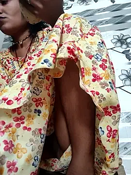 Snapshot of LUCKY_cut chatting on 15, 4, 2026 LUCKY cut online show from 15, 4, 2026