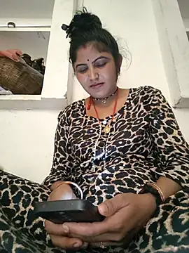 Snapshot of LUCKY_cut chatting on 21, 4, 2026 LUCKY cut online show from 21, 4, 2026