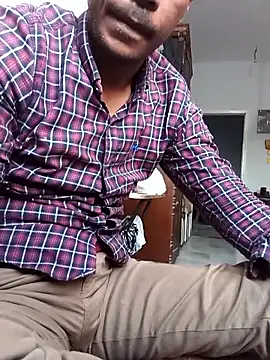 Snapshot of dyuhjib chatting on 26, 4, 2026 dyuhjib online show from 26, 4, 2026