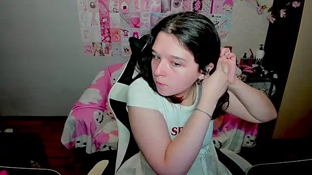 Acid Kate online show from 21, 11, 2025