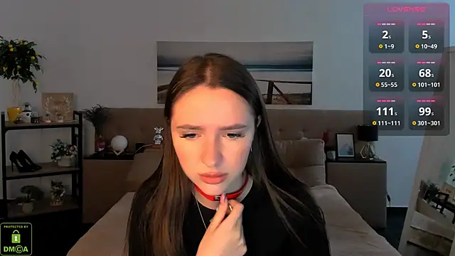 Snapshot of WildHoneyXO chatting on 24, 9, 2025 WildHoneyXO online show from 24, 9, 2025