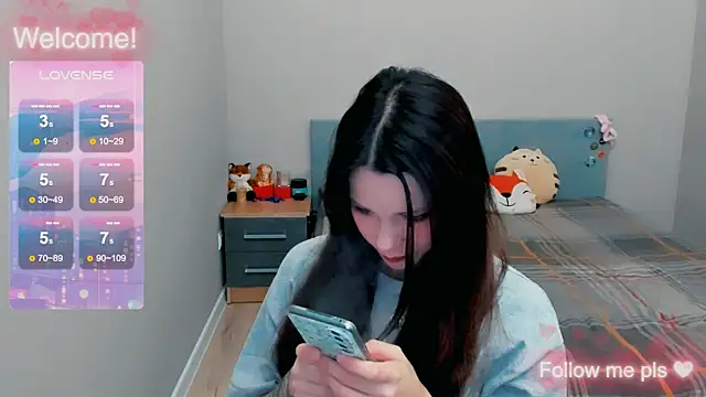 Kitten Alissa online show from 7, 11, 2025