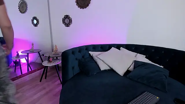 jasmincollin  online show from 29, 3, 2026