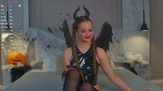 Mary Parksy online show from 31, 10, 2025