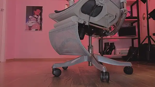 Jolie Orchid online show from 5, 2, 2026