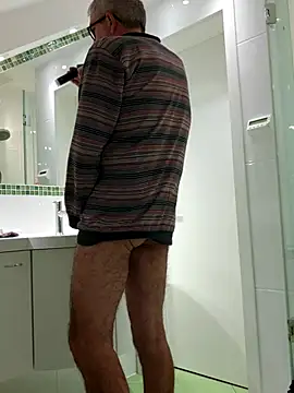 Snapshot of Oldmenhot66 chatting on 9, 10, 2025 Oldmenhot66 online show from 9, 10, 2025