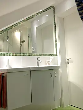 Snapshot of Oldmenhot66 chatting on 12, 4, 2026 Oldmenhot66 online show from 12, 4, 2026