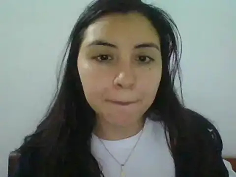 Snapshot of _Romilly_ chatting on 12, 4, 2026 Romilly online show from 12, 4, 2026