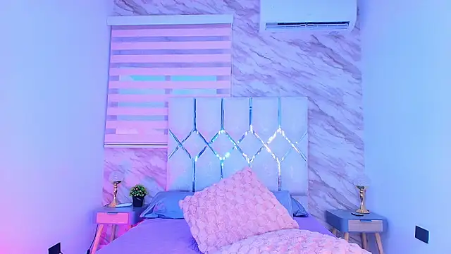 Snapshot of collet_1 chatting on 28, 3, 2026 collet 1 online show from 28, 3, 2026